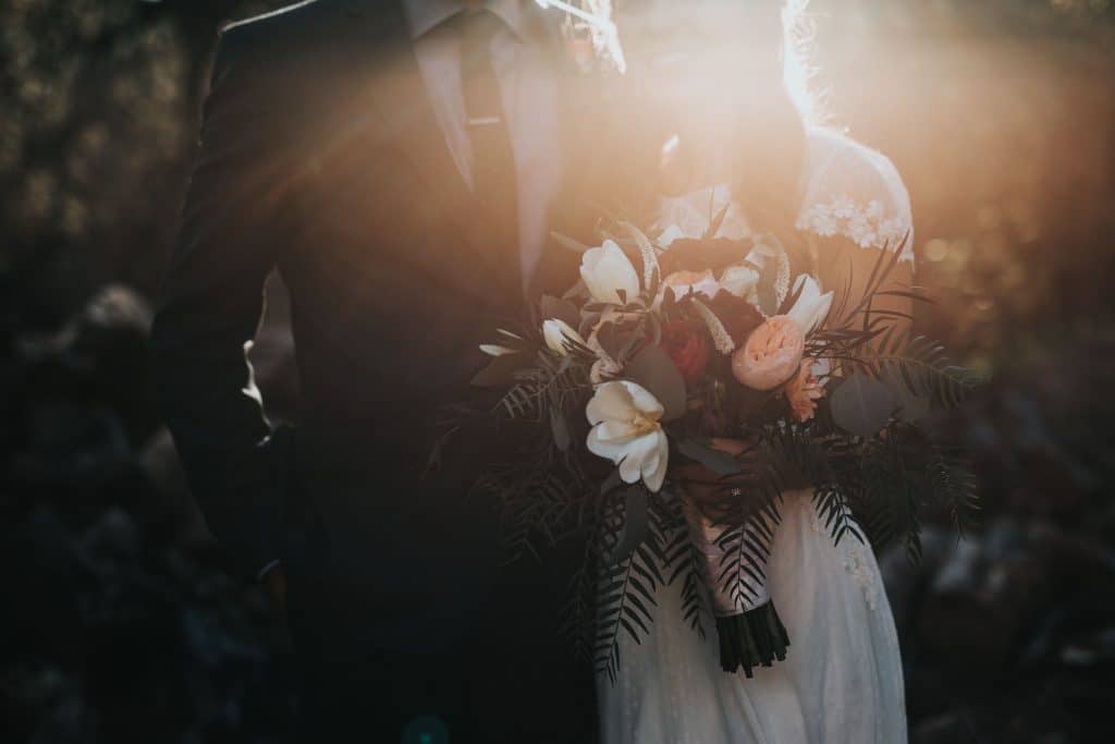 Lire la suite à propos de l’article La magie du mariage coutumier : Une tradition intemporelle